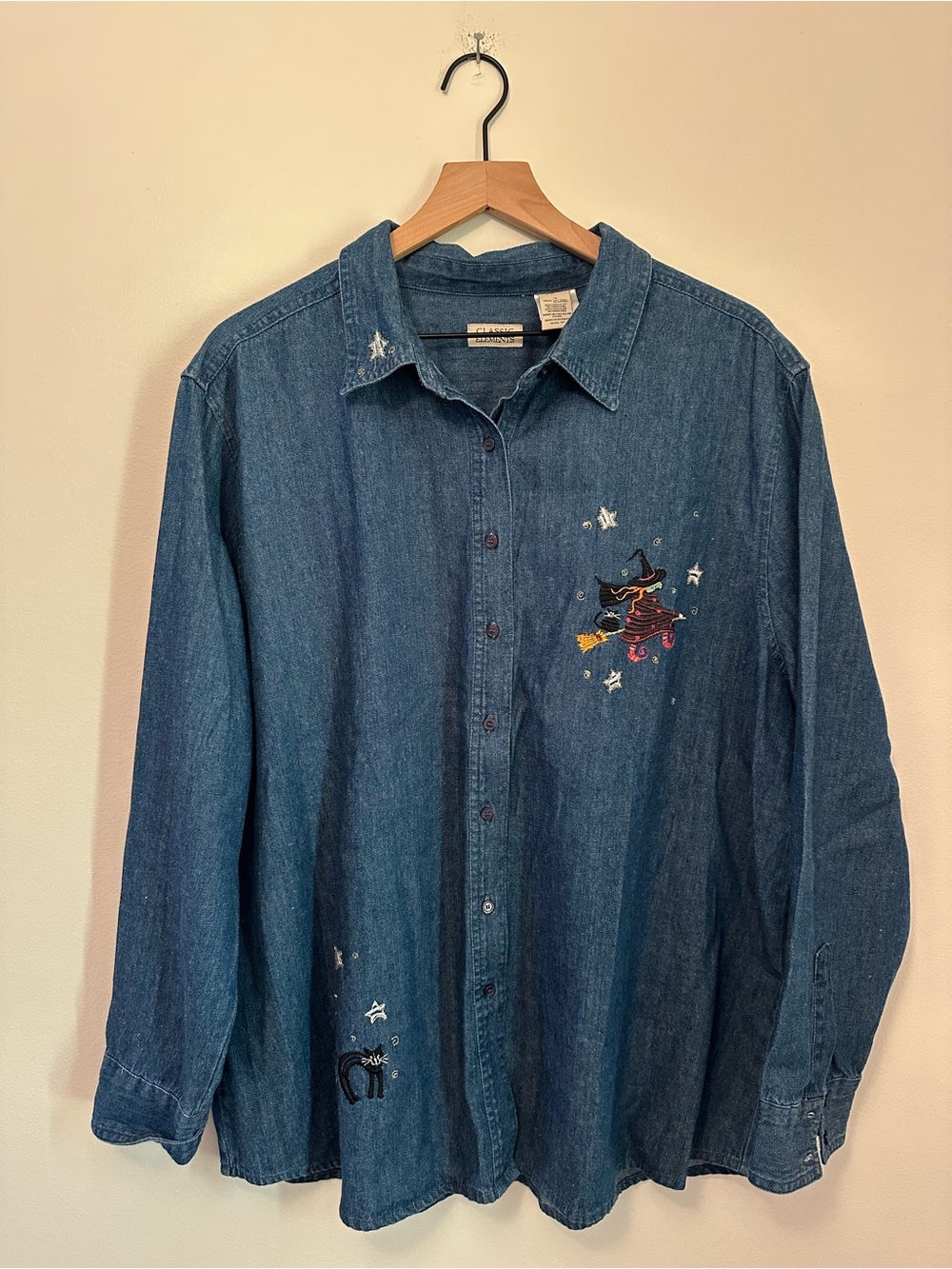 Classic Elements Vintage 100% Cotton Halloween Embroidered Denim Button Up Shirt